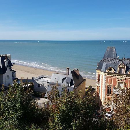 Duplex 50 M2 Au Pied Des Planches Apartment Trouville-sur-Mer Exterior photo